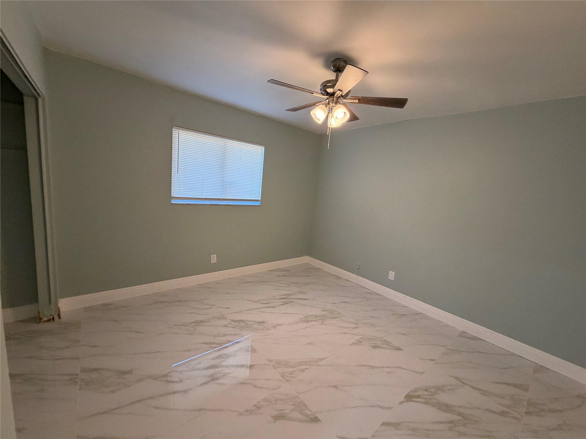 218 Southwest 1st Court Pompano Beach, FL 33060 - Photo 10 of 31 Photo 10