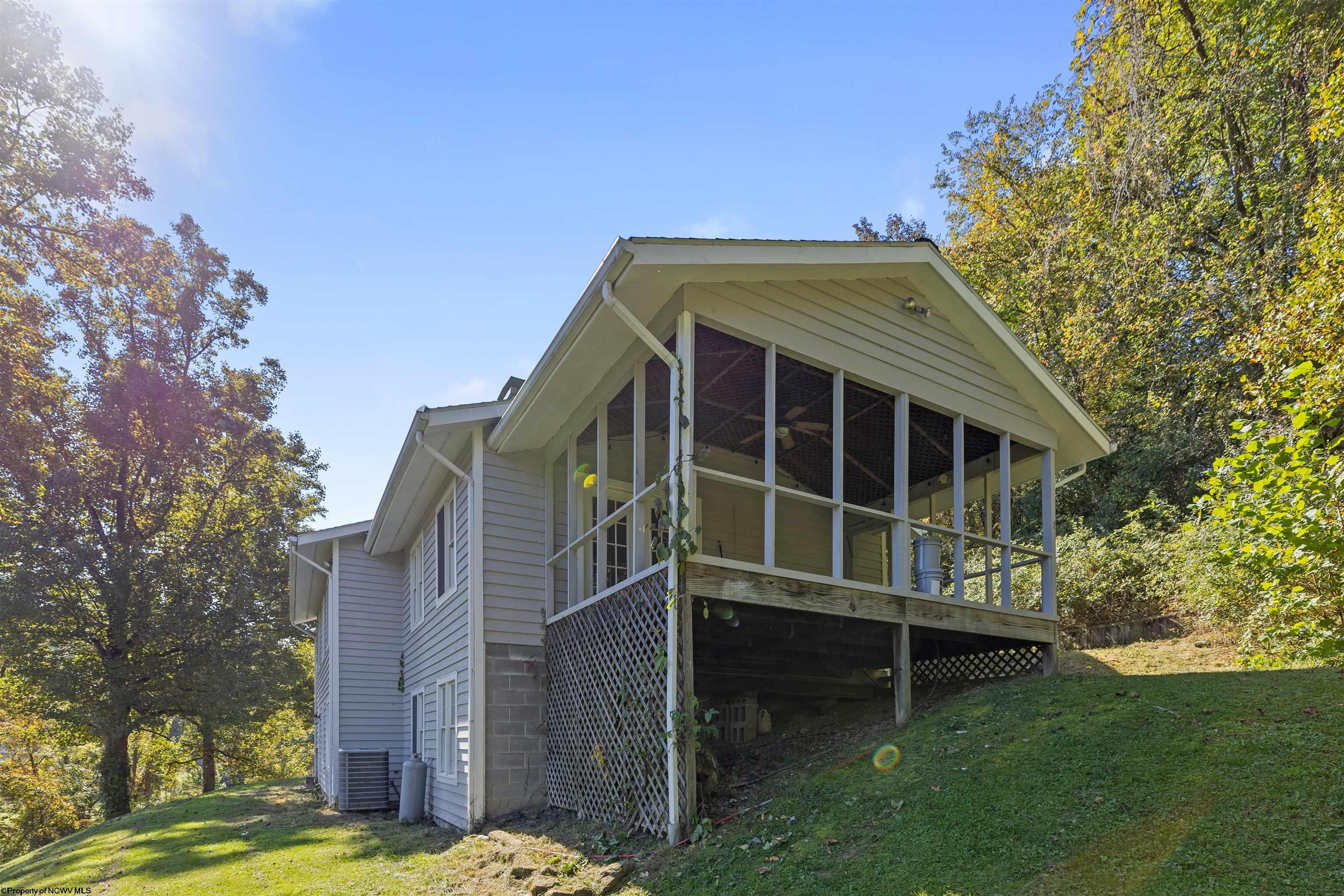 947 Coplin Run Road Bridgeport, WV 26330 - Photo 28 of 39 Gallery Image 28