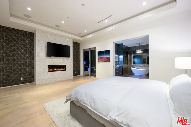 $21,500 | 6660 Colgate Avenue, Los Angeles, CA 90048