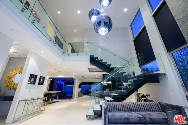 $21,500 | 6660 Colgate Avenue, Los Angeles, CA 90048