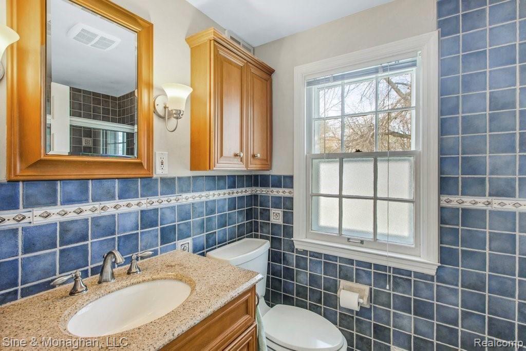 267 McMillan Road Grosse Pointe, MI 48236 - Photo 35 of 46 6D9A0268.jpg-SMALL