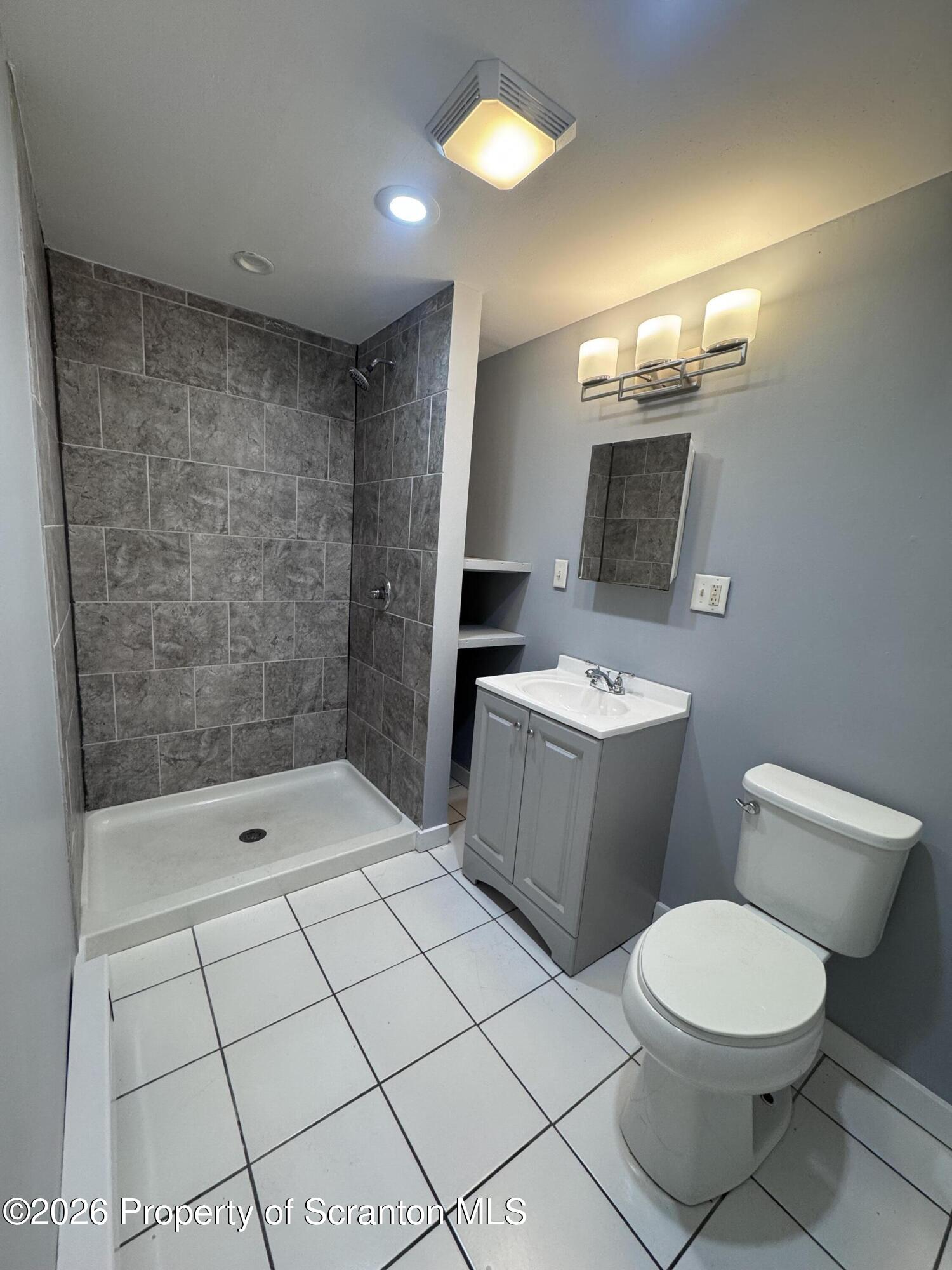 1019 Wheeler Avenue Scranton, PA 18510 - Photo 12 of 13 IMG_2483