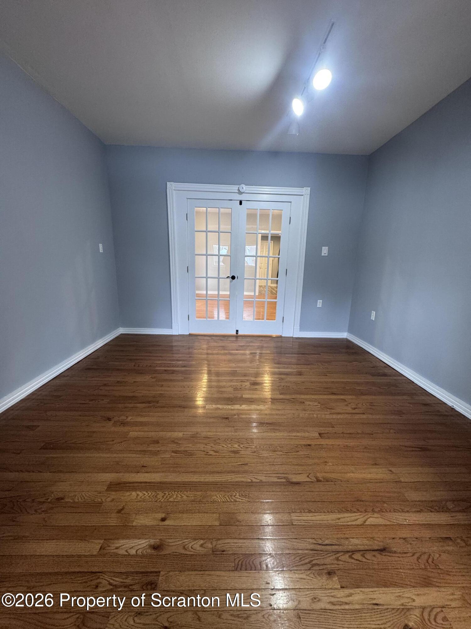 1019 Wheeler Avenue Scranton, PA 18510 - Photo 9 of 13 IMG_2491