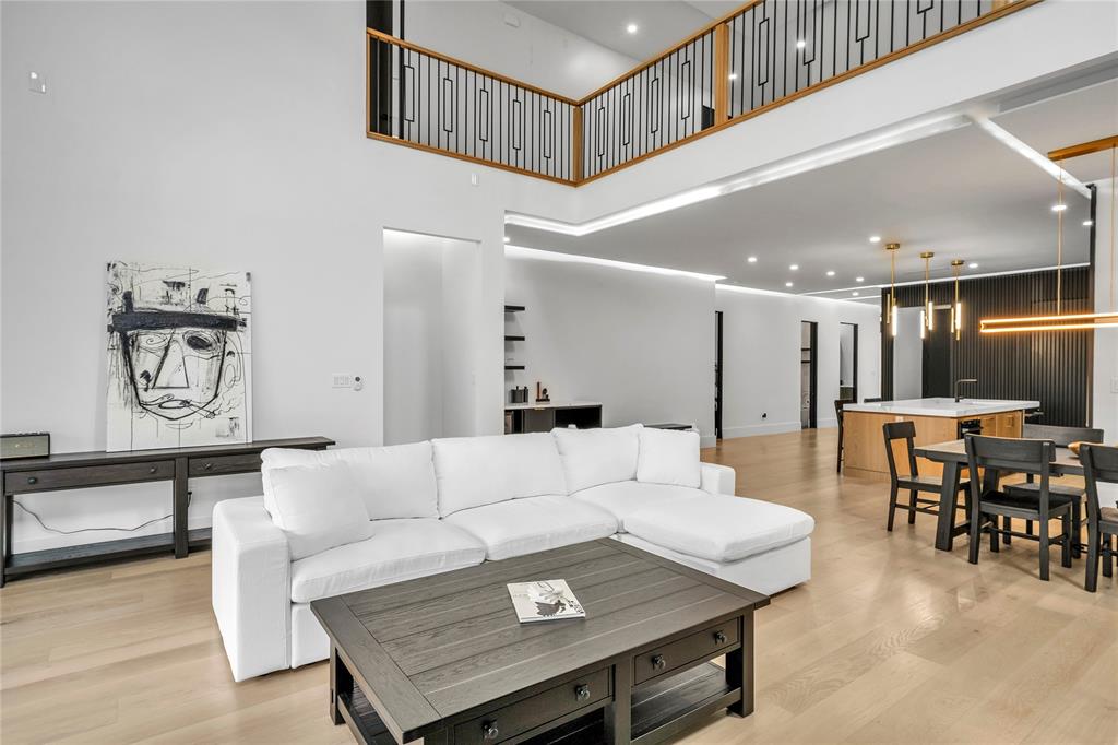 4721 Linnet Lane Dallas, TX 75209 - Photo 10 of 40 a living room with furniture and kitchen view