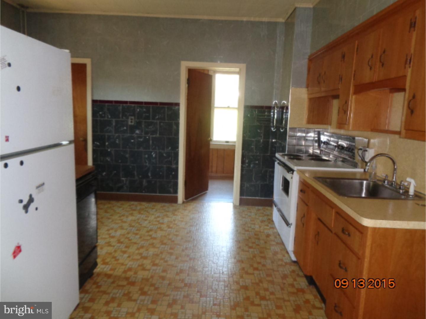 311 Dickinson Road Glassboro, NJ 08028 - Photo 13 of 15