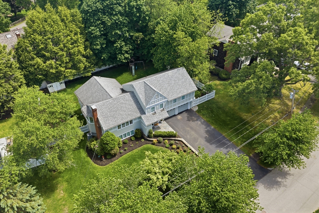 22 Hollywood Road Winchester, MA 01890 - Photo 36 of 39
