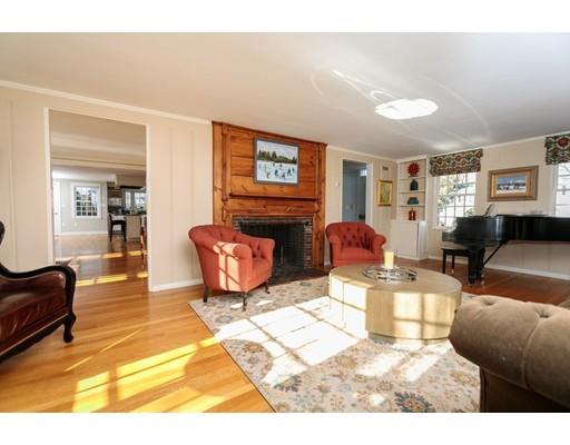 9 Alden Road Wellesley, MA 02481 - Photo 4 of 28