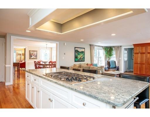 9 Alden Road Wellesley, MA 02481 - Photo 8 of 28