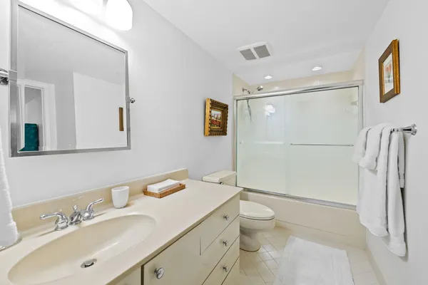 $5,250 | 3420 South Ocean Boulevard, Unit 3P, Highland Beach, FL 33487