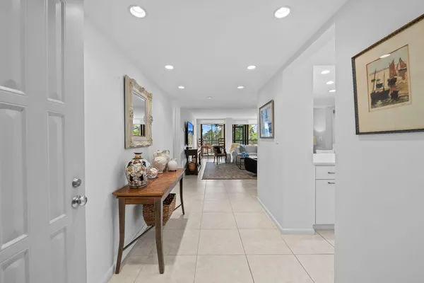 $5,250 | 3420 South Ocean Boulevard, Unit 3P, Highland Beach, FL 33487