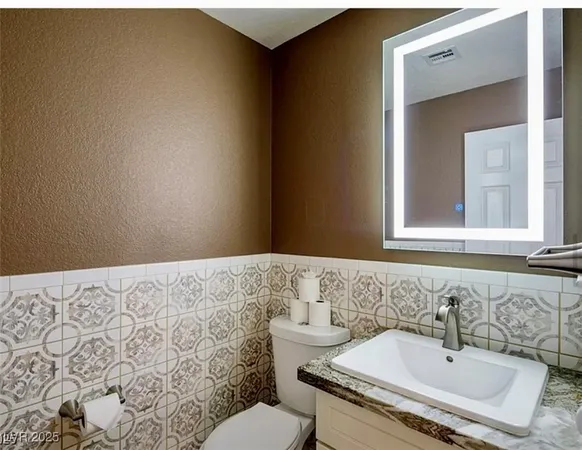 $4,400 | 7469 Thornsby Court, Las Vegas, NV 89120