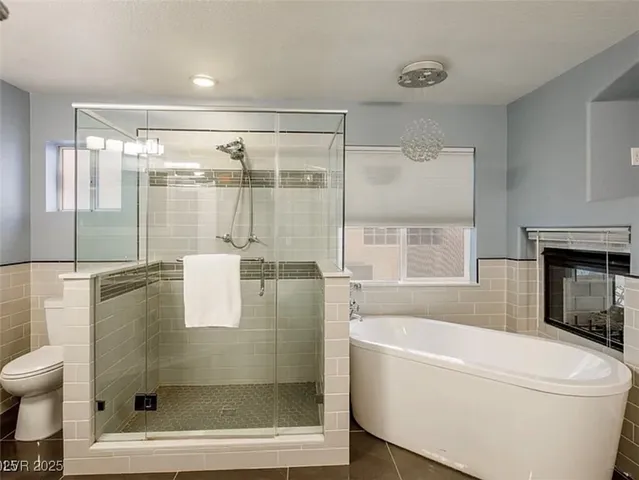 $3,800 | 7469 Thornsby Court, Las Vegas, NV 89120