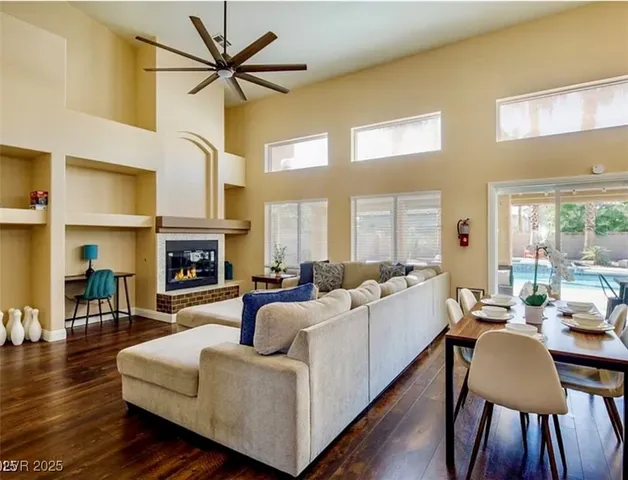 $3,800 | 7469 Thornsby Court, Las Vegas, NV 89120