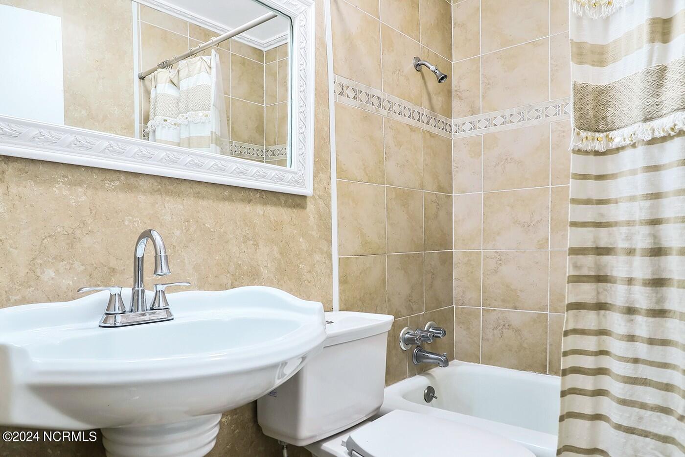 1510 Crescent Drive Elizabeth City, NC 27909 - Photo 21 of 38 1510 Crescent Dr (16)