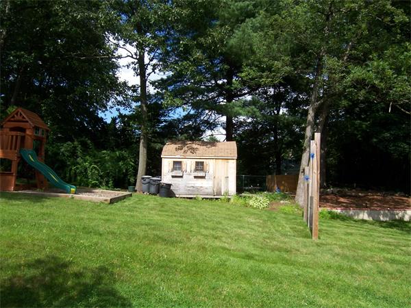 16 Hampshire Road Reading, MA 01867 - Photo 23 of 23 Gallery Image 23