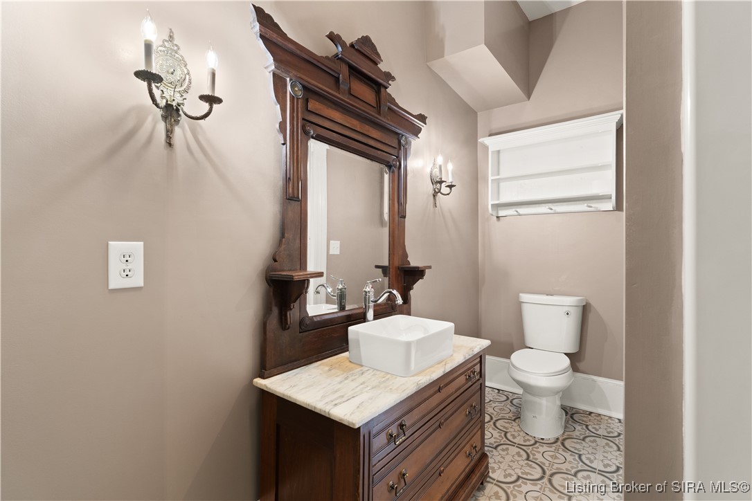 427 East Chestnut Street Corydon, IN 47112 - Photo 18 of 63