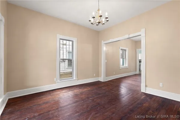 $244,500 | 427 East Chestnut Street, Corydon, IN 47112