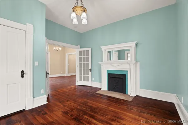 $244,500 | 427 East Chestnut Street, Corydon, IN 47112