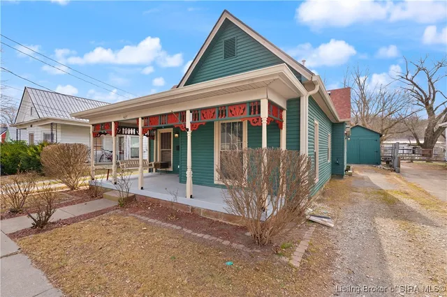 $254,900 | 427 East Chestnut Street, Corydon, IN 47112