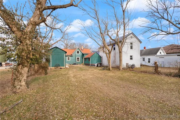 $244,500 | 427 East Chestnut Street, Corydon, IN 47112