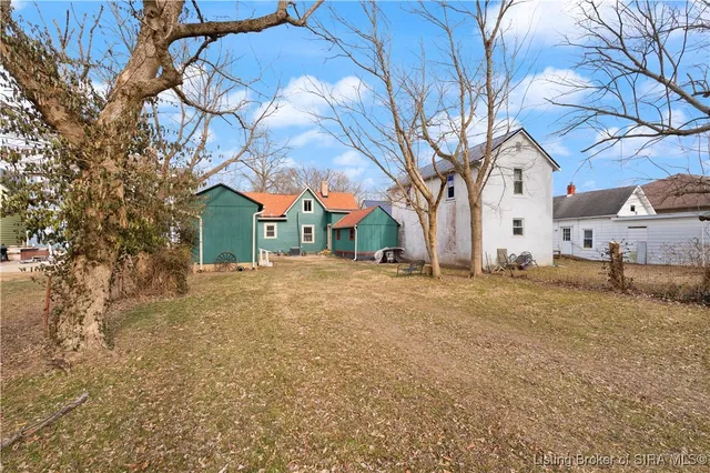 $254,900 | 427 East Chestnut Street, Corydon, IN 47112