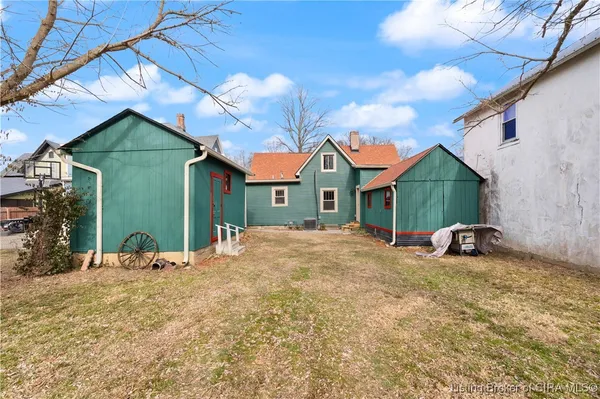 $244,500 | 427 East Chestnut Street, Corydon, IN 47112