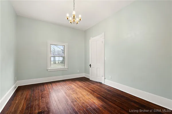 $244,500 | 427 East Chestnut Street, Corydon, IN 47112