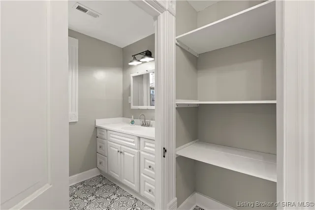 $254,900 | 427 East Chestnut Street, Corydon, IN 47112