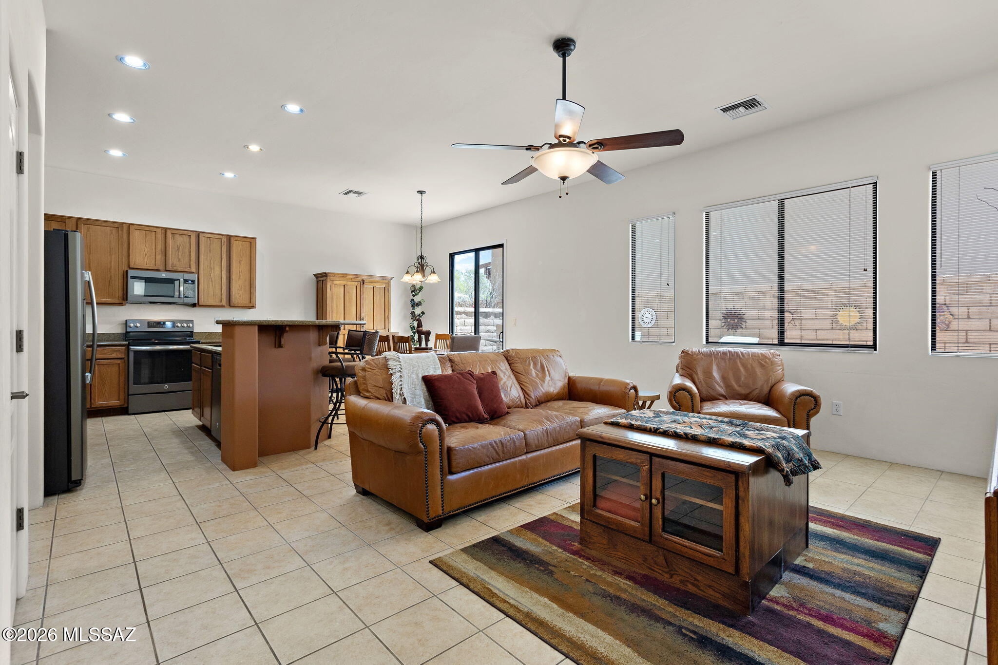 470 East Cedarvale Road Tucson, AZ 85704 - Photo 4 of 35