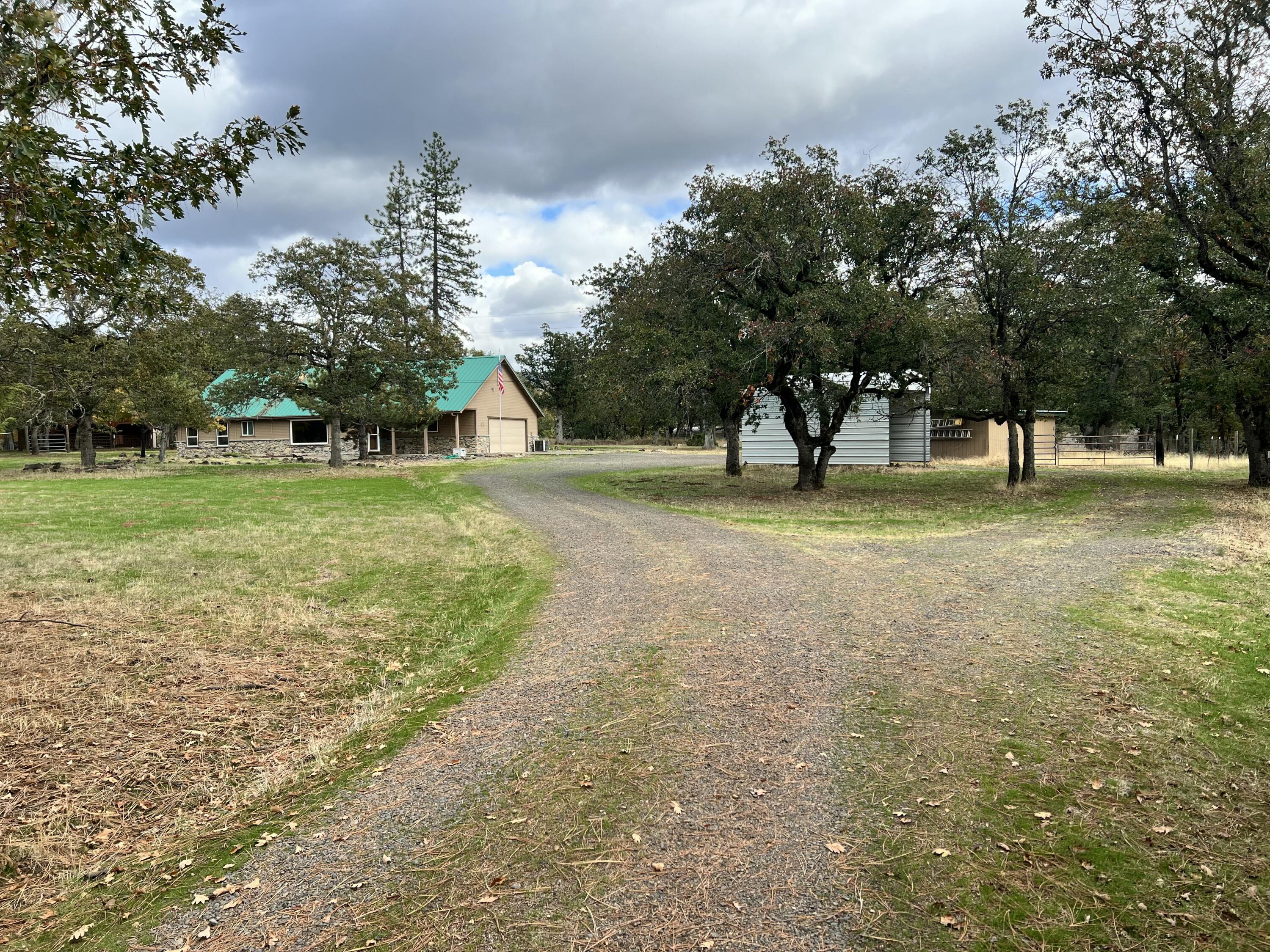 355 Bond Road Shady Cove, OR 97539 - Photo 1 of 29 Outdoor Scene