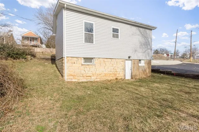 $140,000 | 507 McKissock Street, De Soto, MO 63020