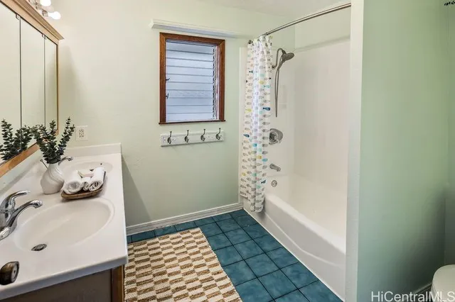 $1,595,000 | 834 Oneawa Street, Kailua, HI 96734