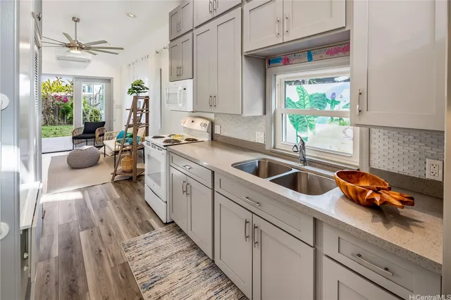 $1,595,000 | 834 Oneawa Street, Kailua, HI 96734