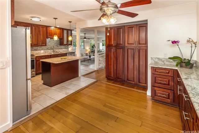 $1,595,000 | 834 Oneawa Street, Kailua, HI 96734