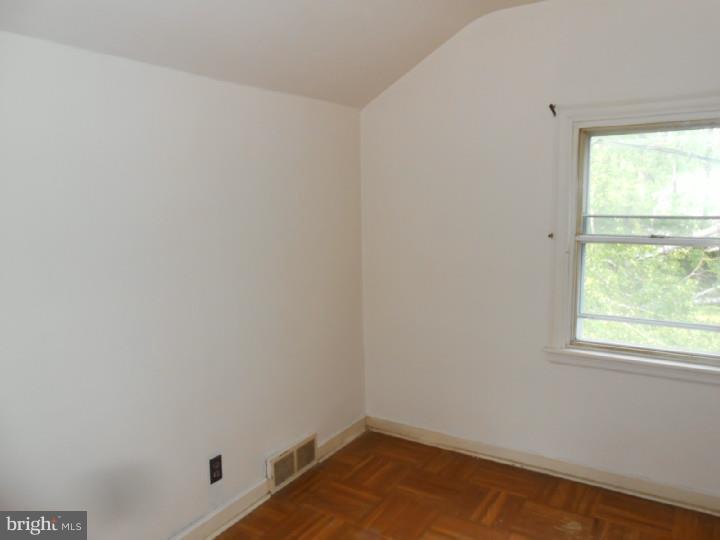 160 Newtown Road Warminster, PA 18974 - Photo 17 of 19 Gallery Image 17