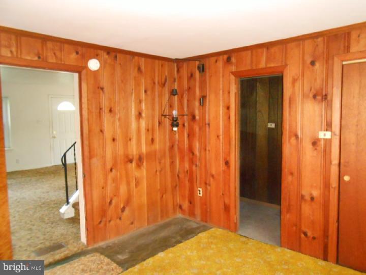 160 Newtown Road Warminster, PA 18974 - Photo 6 of 19 Gallery Image 6