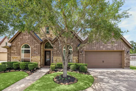 $525,000 | 18638 Roslyn Springs Drive, Spring, TX 77388