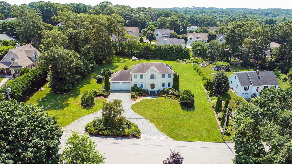 17 Hubbard Street Westerly, RI 02891 - Photo 2 of 37 Gallery Image 2