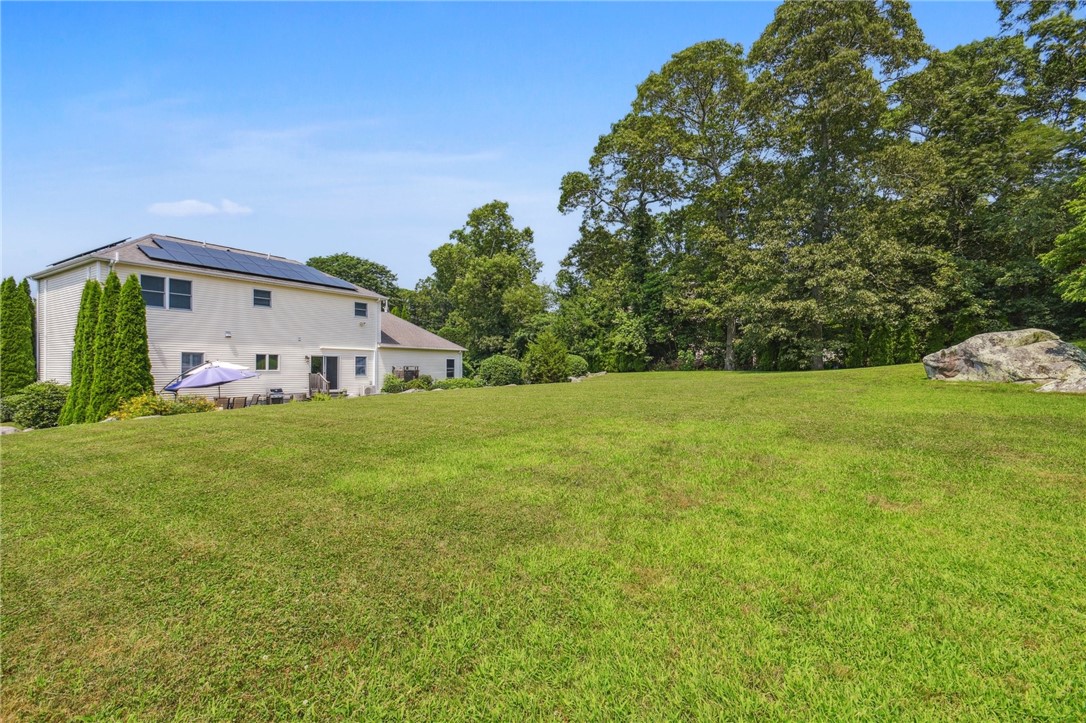 17 Hubbard Street Westerly, RI 02891 - Photo 37 of 37 Gallery Image 37