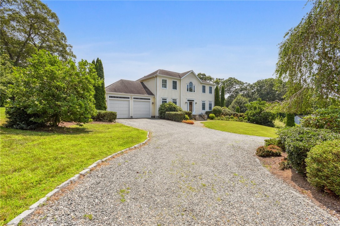 17 Hubbard Street Westerly, RI 02891 - Photo 4 of 37 Gallery Image 4