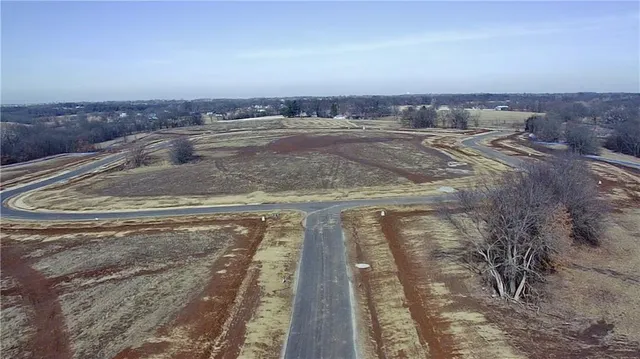 $483,000 | 14002 Crawford Creek, Lee's Summit, MO 64086