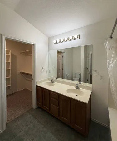 $1,800 | 700 House Creek Drive, Leander, TX 78641