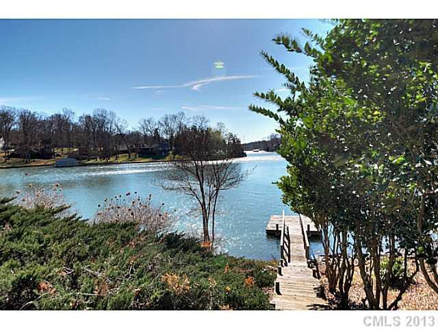 10123 Saw Mill Road Charlotte, NC 28278 - Photo 14 of 16 Gallery Image 14