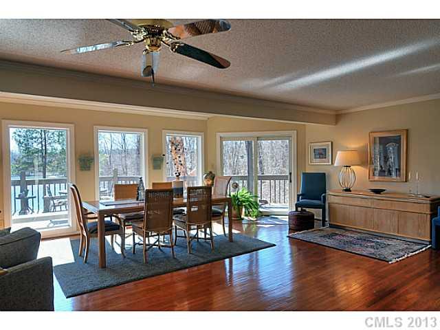 10123 Saw Mill Road Charlotte, NC 28278 - Photo 8 of 16 Gallery Image 8