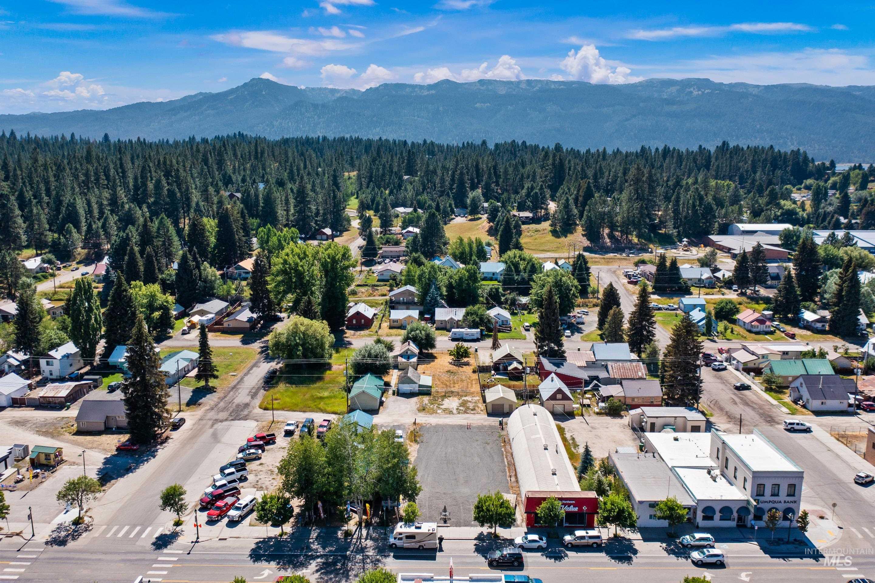 119 South Main Street Cascade, ID 83611 - Photo 3 of 31