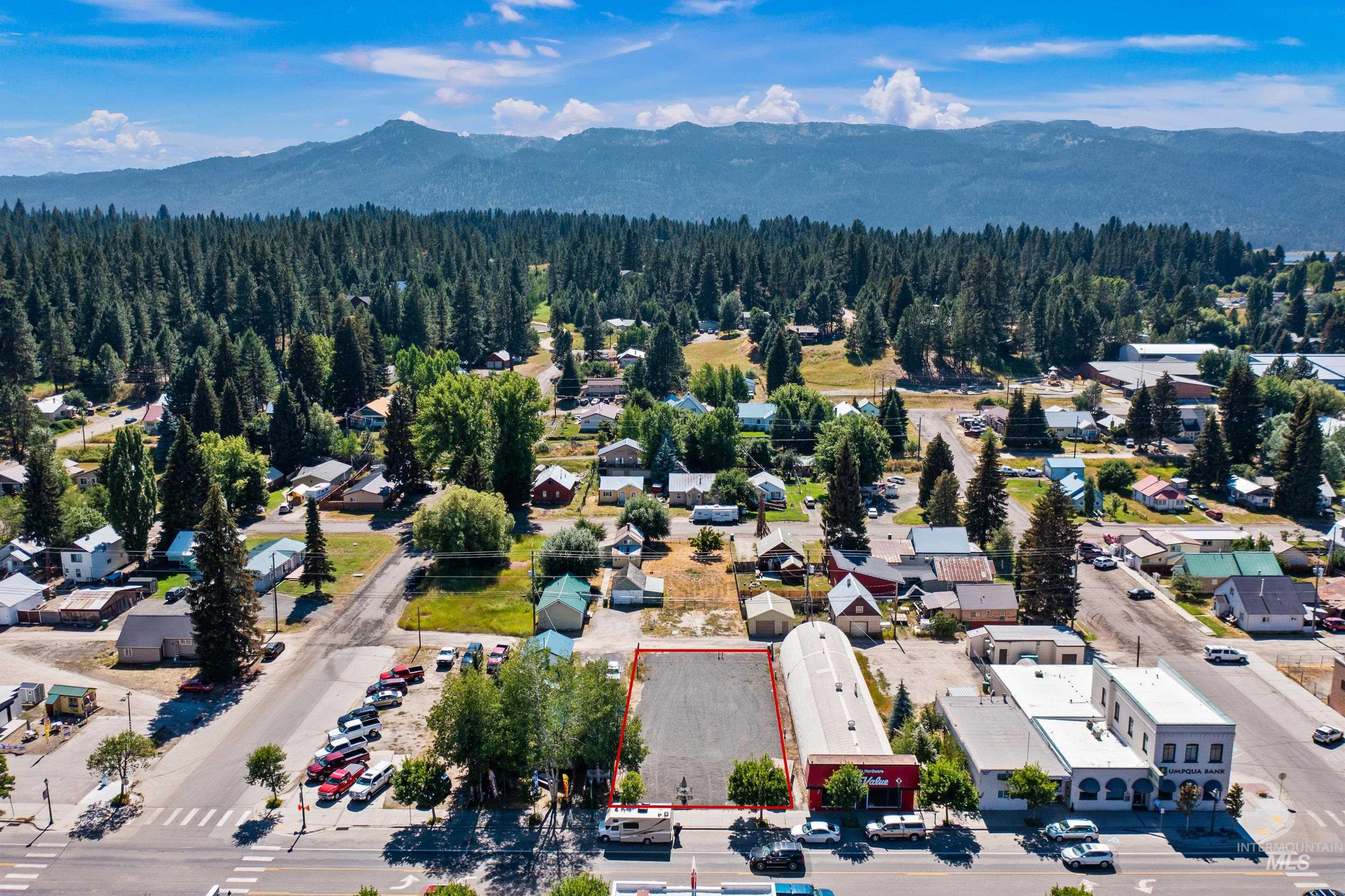 119 South Main Street Cascade, ID 83611 - Photo 4 of 31