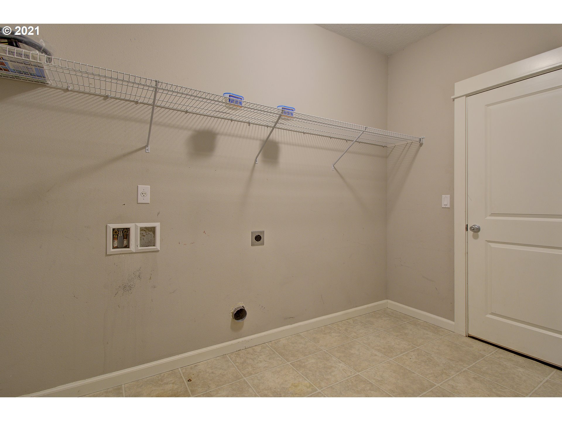 6909 Northeast Lessard Road Camas, WA 98607 - Photo 26 of 30 a view of an empty room