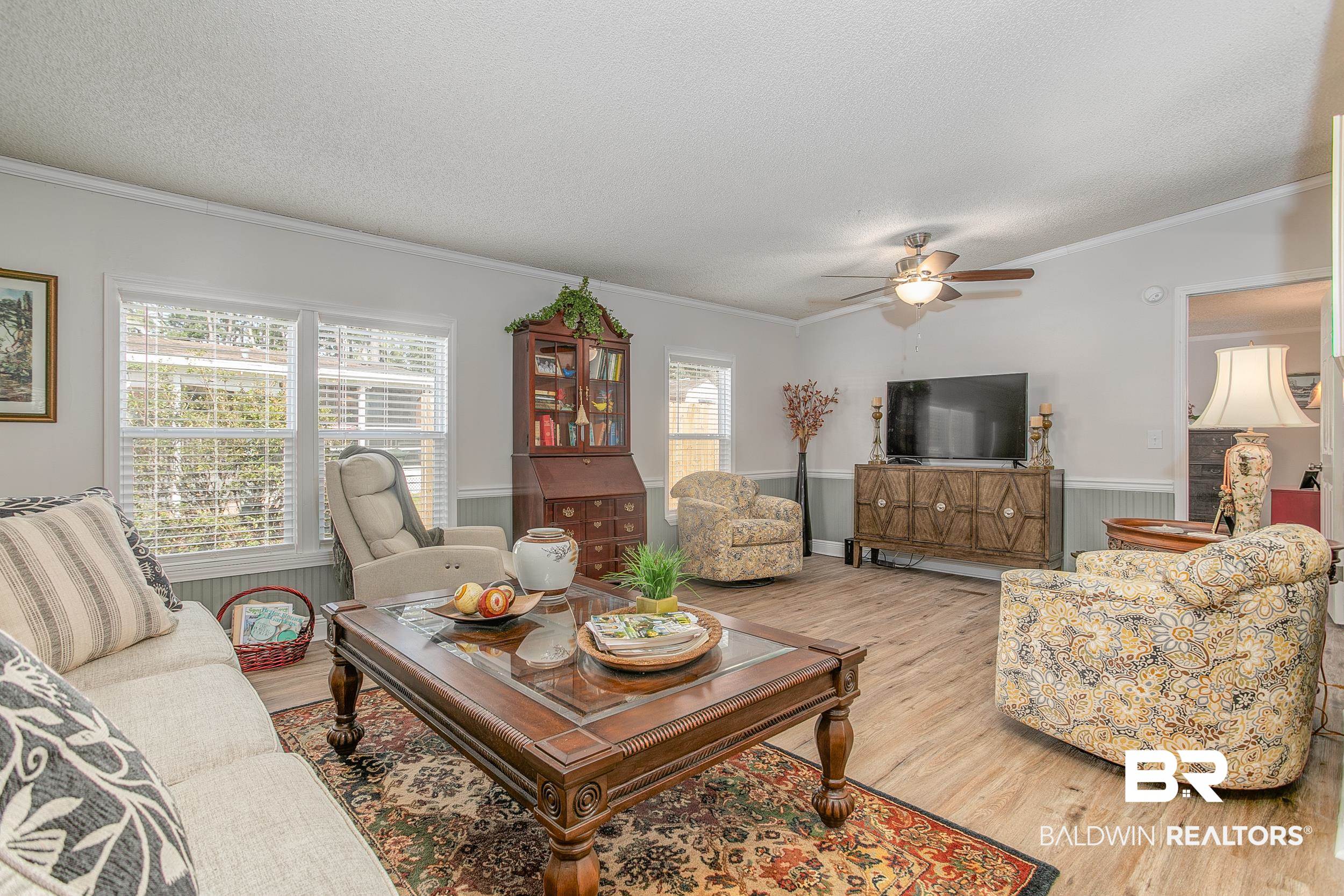 1652 Del Rey Drive Lillian, AL 36549 - Photo 18 of 50 Living Room