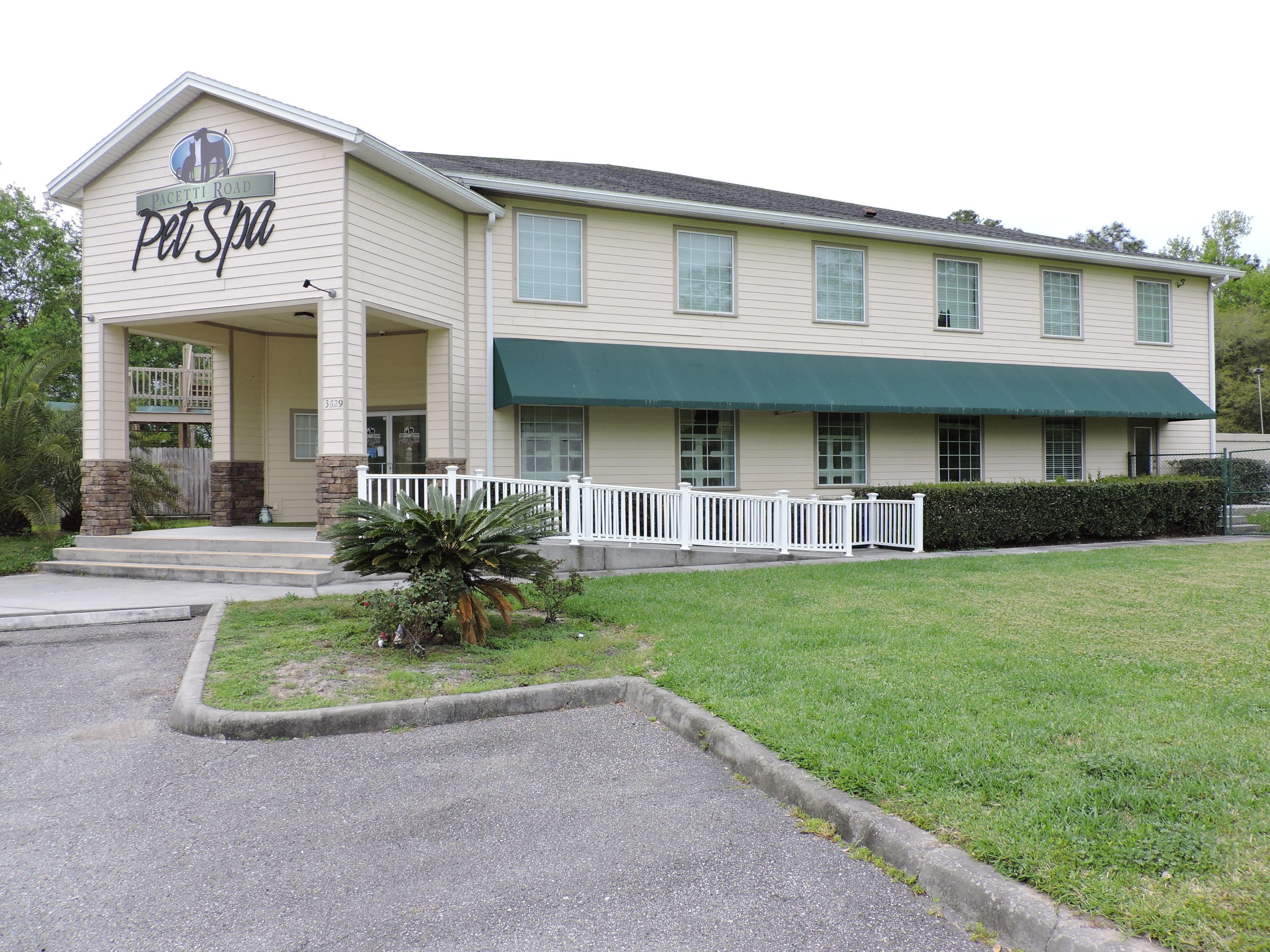 Pet Spa South & West Facade