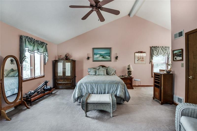 392 Richard Road Wexford, PA 15090 - Photo 12 of 25 Gallery Image 12